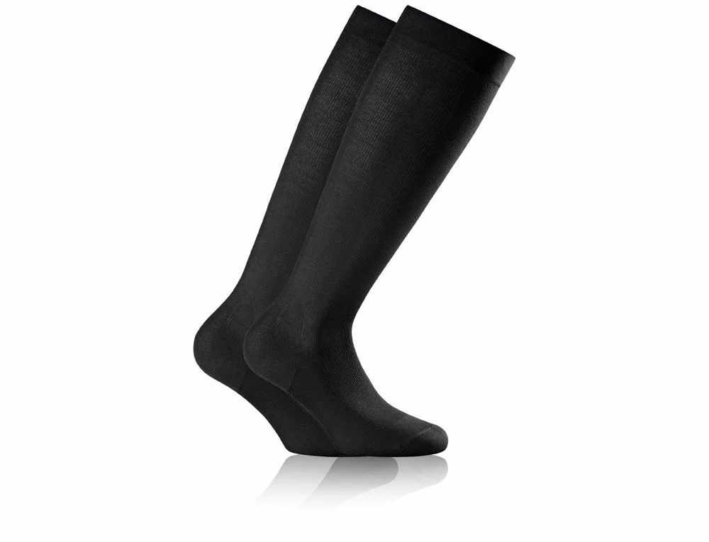 Schwarze JOYA Kompressions Socken, knielange Stützstrümpfe mit degressivem Druckverlauf für besseren Blutkreislauf und hohen Tragekomfort im Alltag, auf Reisen und bei langem Stehen oder Sitzen
