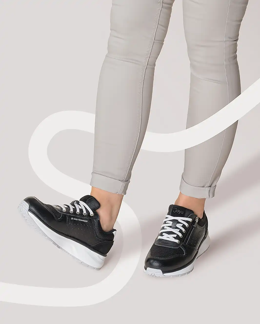SS24_Dynamo_Zip_W_Black
