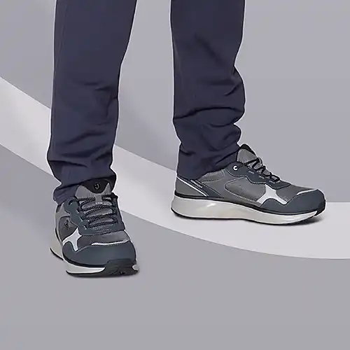 FW25_Tony_III_blue-grey_Image Kopie